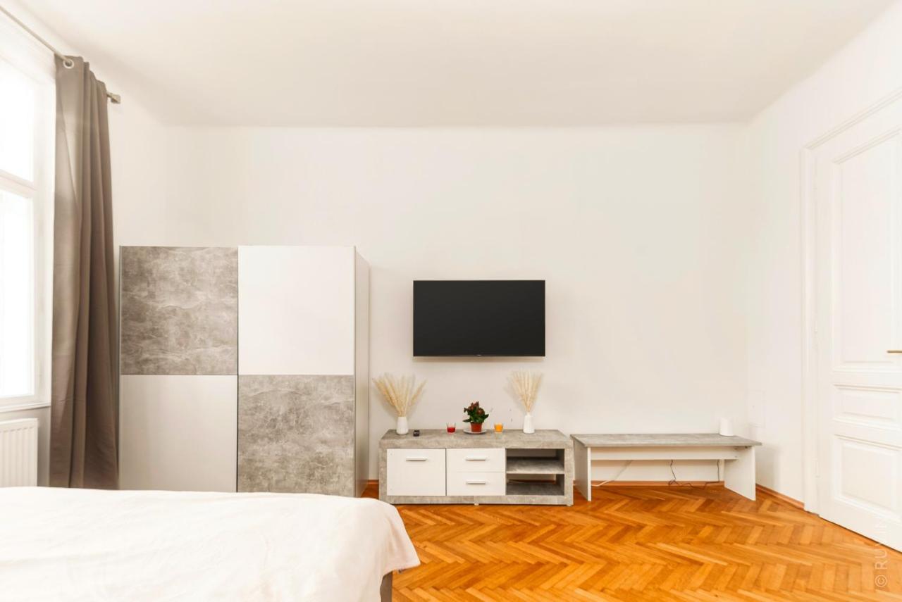 City Apartment With Netflix, Central And Near Metro, 12 Viena Exterior foto